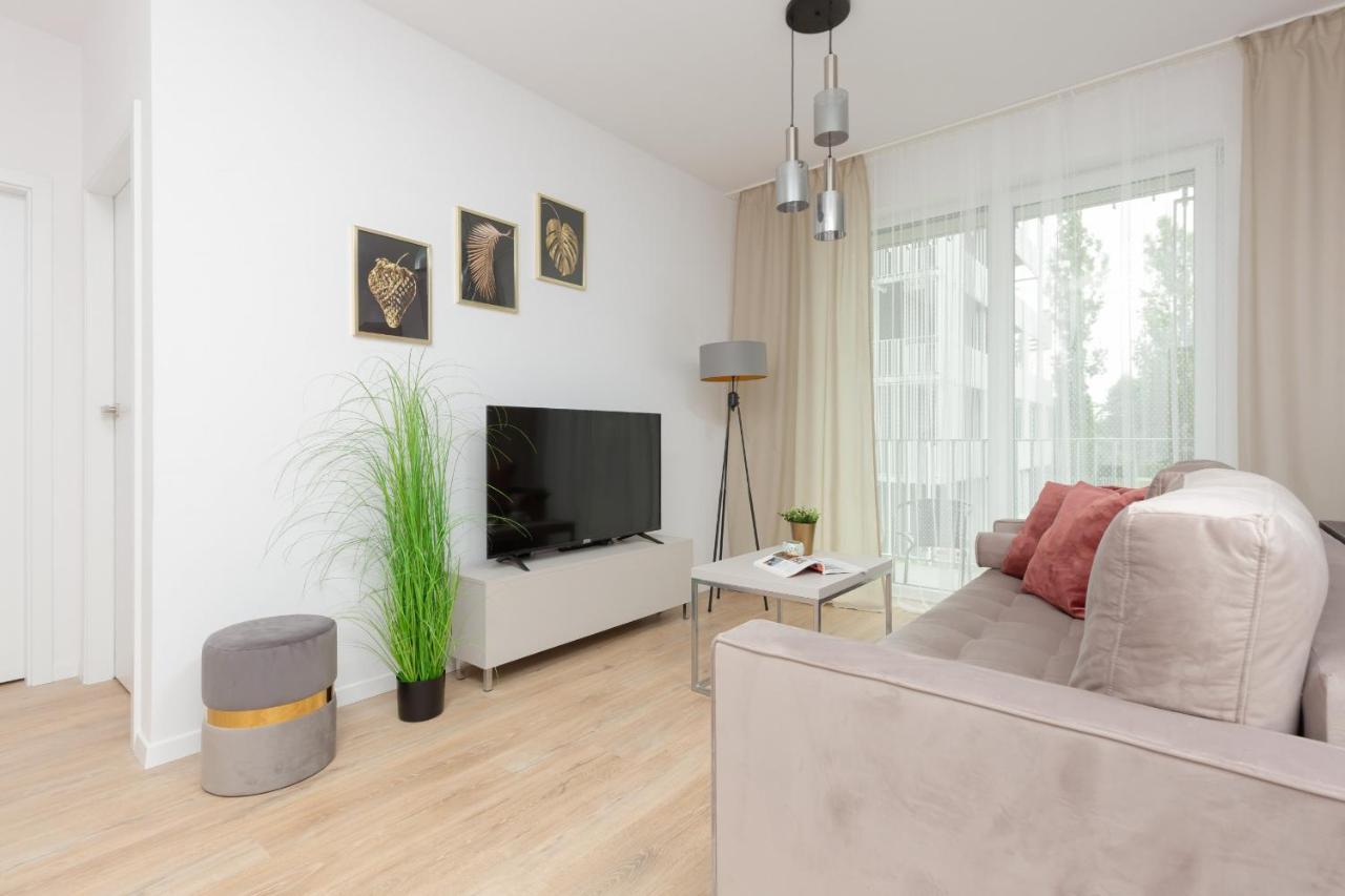 Stacja Wola Apartment Guminska By Noclegi Renters วอร์ซอ ภายนอก รูปภาพ