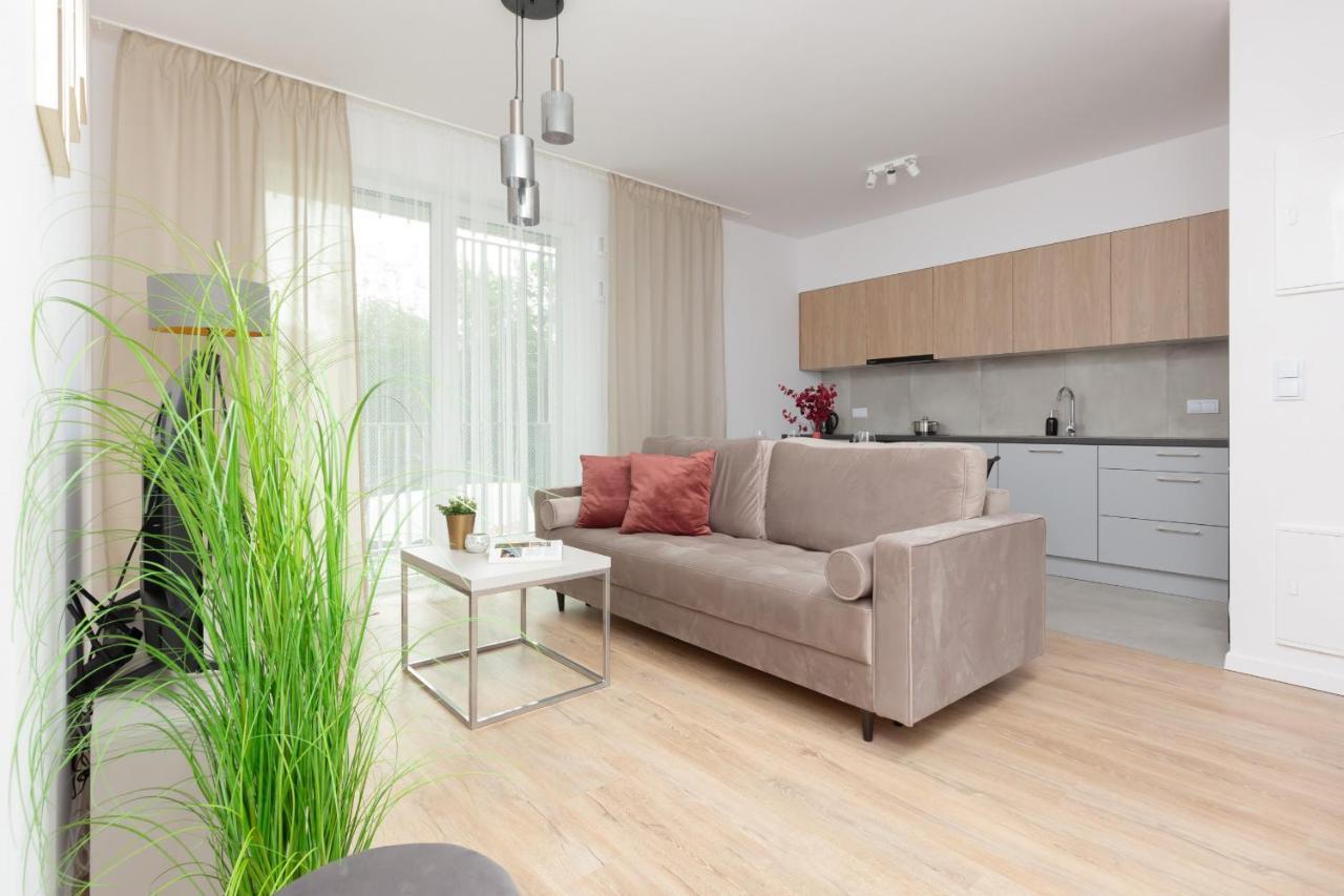 Stacja Wola Apartment Guminska By Noclegi Renters วอร์ซอ ภายนอก รูปภาพ